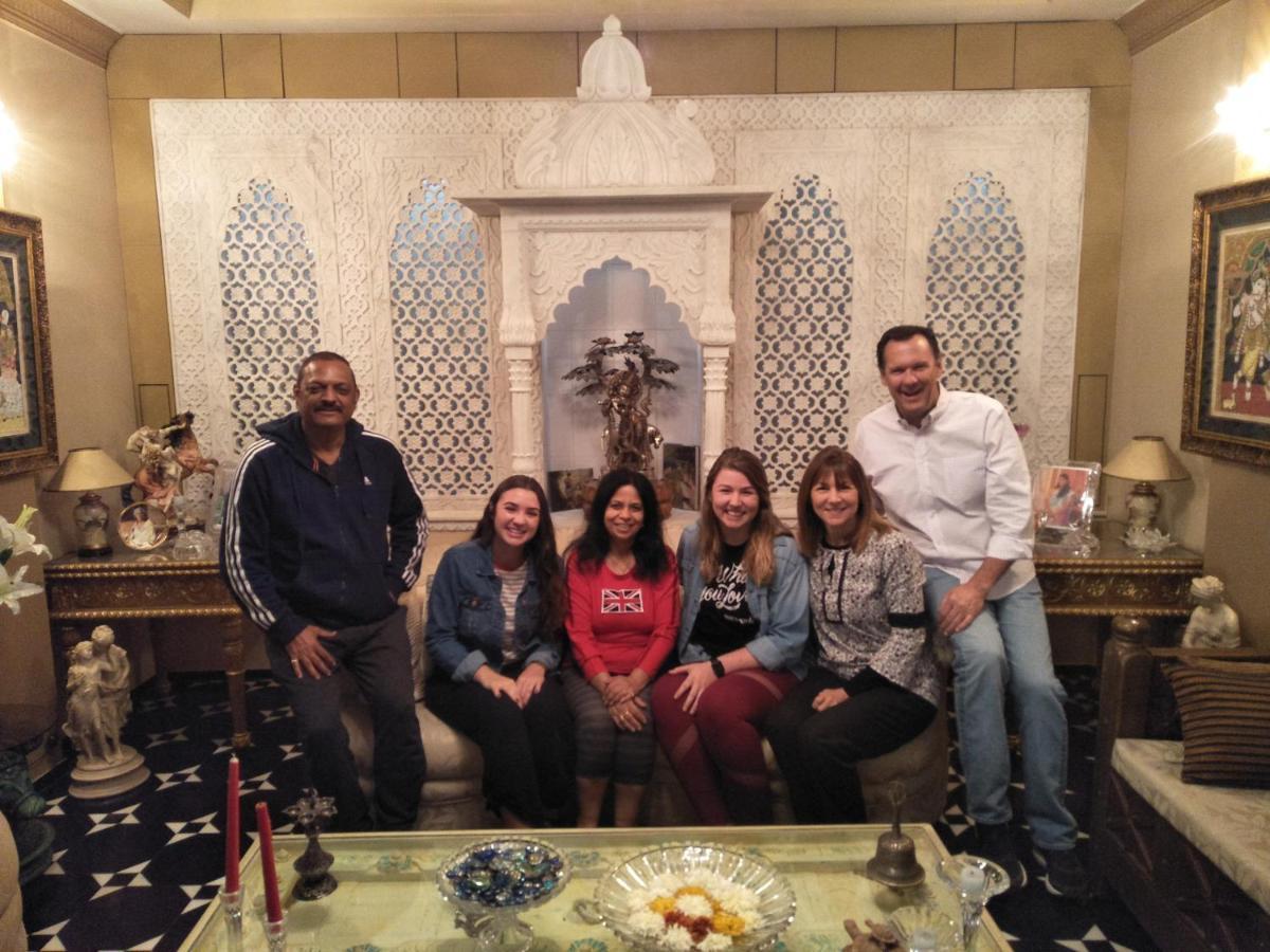 Aura Homestay Royal Villa Divisione di Divisione di Jaipur Esterno foto